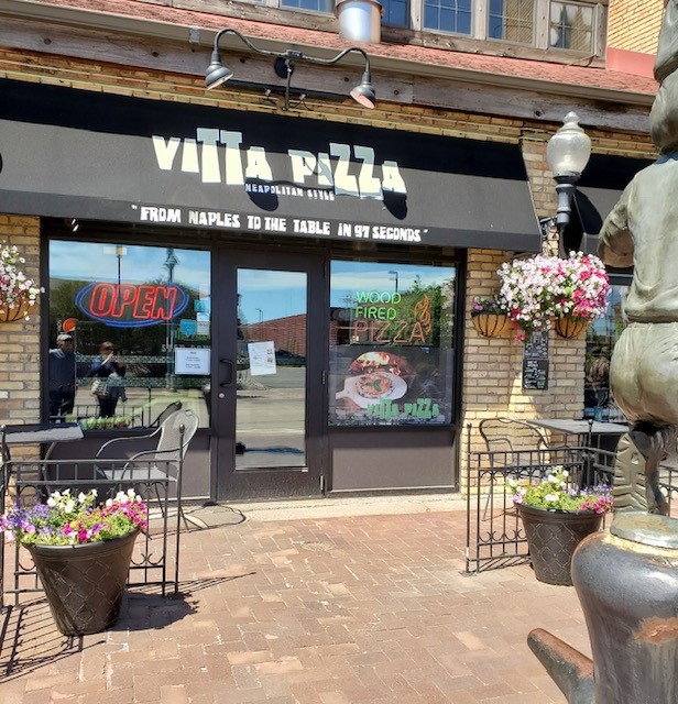 Best Pizza in Duluth and it is wood fired